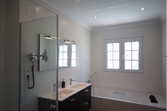 V-0617-15.webp