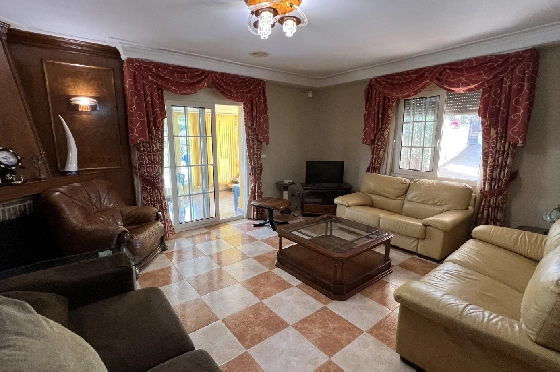 Villa in Denia zu vermieten, Wohnfläche 200 m², Zustand gepflegt, + Zentralheizung, Klimaanlage, Grundstück 900 m², 3 Schlafzimmer, 2 Badezimmer, Pool, ref.: D-0123-34