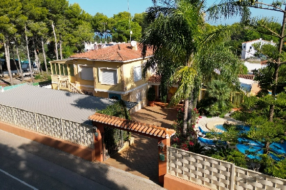 Villa in Denia zu vermieten, Wohnfläche 200 m², Zustand gepflegt, + Zentralheizung, Klimaanlage, Grundstück 900 m², 3 Schlafzimmer, 2 Badezimmer, Pool, ref.: D-0123-7
