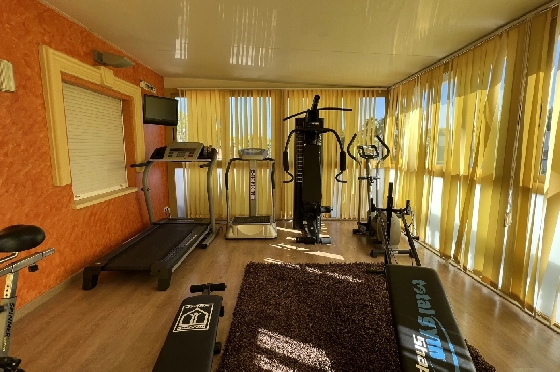 Villa in Denia zu vermieten, Wohnfläche 200 m², Zustand gepflegt, + Zentralheizung, Klimaanlage, Grundstück 900 m², 3 Schlafzimmer, 2 Badezimmer, Pool, ref.: D-0123-76
