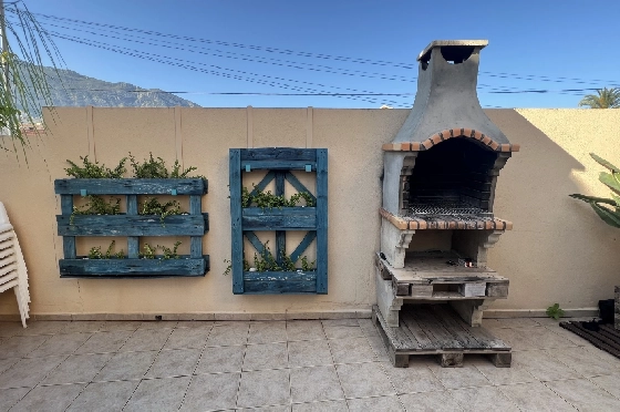 Reihenhaus in Denia zu vermieten, Wohnfläche 130 m², Zustand gepflegt, + KLIMA, Klimaanlage, Grundstück 160 m², 4 Schlafzimmer, 3 Badezimmer, Pool, ref.: D-0223-20