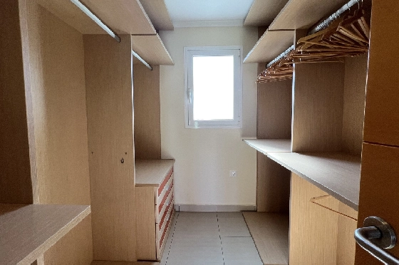 Reihenhaus in Denia zu vermieten, Wohnfläche 130 m², Zustand gepflegt, + KLIMA, Klimaanlage, Grundstück 160 m², 4 Schlafzimmer, 3 Badezimmer, Pool, ref.: D-0223-52