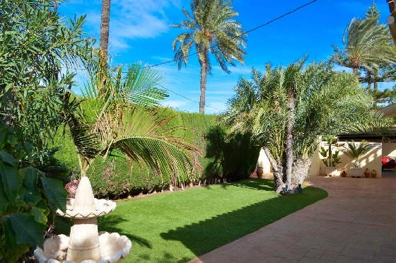 Villa in Denia zu verkaufen, Wohnfläche 121 m², Klimaanlage, Grundstück 623 m², 4 Schlafzimmer, 2 Badezimmer, Pool, ref.: CO-C25935-5