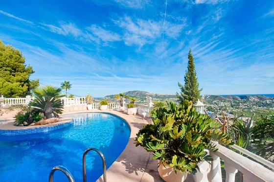 Villa in Moraira zu verkaufen, Wohnfläche 300 m², Baujahr 1984, Klimaanlage, Grundstück 1615 m², 3 Schlafzimmer, 2 Badezimmer, Pool, ref.: AM-12279DA-11