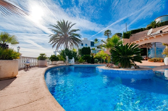 Villa in Moraira zu verkaufen, Wohnfläche 300 m², Baujahr 1984, Klimaanlage, Grundstück 1615 m², 3 Schlafzimmer, 2 Badezimmer, Pool, ref.: AM-12279DA-18