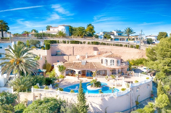 Villa in Moraira zu verkaufen, Wohnfläche 300 m², Baujahr 1984, Klimaanlage, Grundstück 1615 m², 3 Schlafzimmer, 2 Badezimmer, Pool, ref.: AM-12279DA-6