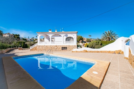 Villa in Benissa(La Fustera) zu verkaufen, Wohnfläche 312 m², Baujahr 1978, Klimaanlage, Grundstück 2669 m², 6 Schlafzimmer, 2 Badezimmer, Pool, ref.: AM-12452DA-1