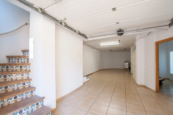 Villa in Javea zu verkaufen, Wohnfläche 318 m², Baujahr 1982, Klimaanlage, Grundstück 1377 m², 4 Schlafzimmer, 3 Badezimmer, Pool, ref.: AM-12459DA-23