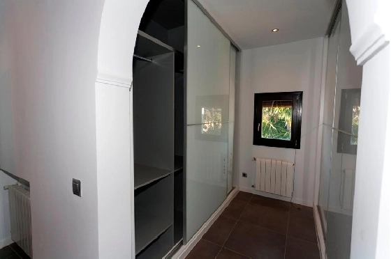 Villa in Moraira zu verkaufen, Wohnfläche 283 m², Baujahr 2023, Klimaanlage, Grundstück 897 m², 3 Schlafzimmer, 3 Badezimmer, Pool, ref.: AM-12030DA-17