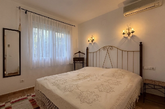 Villa in Pedreguer zu verkaufen, Wohnfläche 130 m², Baujahr 2002, Zustand gepflegt, + KLIMA, Klimaanlage, Grundstück 876 m², 3 Schlafzimmer, 2 Badezimmer, Pool, ref.: RG-1325-19