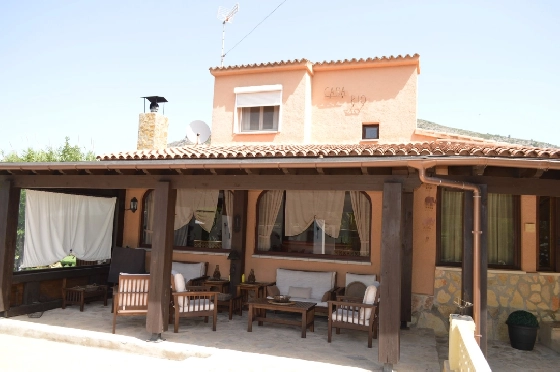 Villa in Alcalali zu verkaufen, Wohnfläche 228 m², Baujahr 1976, + Zentralheizung, Klimaanlage, Grundstück 2397 m², 4 Schlafzimmer, 3 Badezimmer, Pool, ref.: PV-141-02016P-10