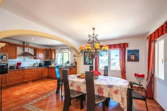Villa in Benissa zu verkaufen, Wohnfläche 216 m², Baujahr 2004, Klimaanlage, Grundstück 935 m², 4 Schlafzimmer, 4 Badezimmer, Pool, ref.: AM-12600DR-18