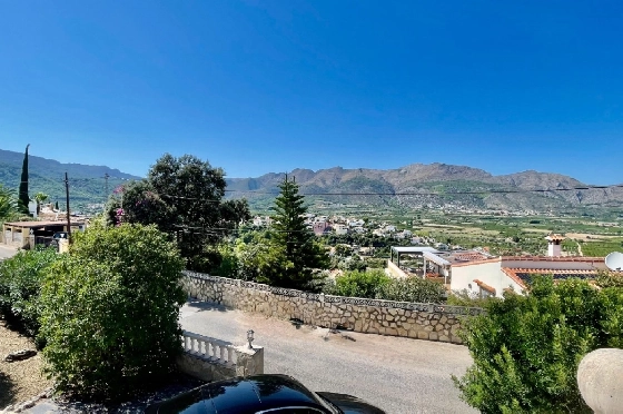 Villa in Orba(Valley) zu verkaufen, Wohnfläche 147 m², + Ofen, Klimaanlage, Grundstück 600 m², 3 Schlafzimmer, 2 Badezimmer, Pool, ref.: PV-141-02031P-15