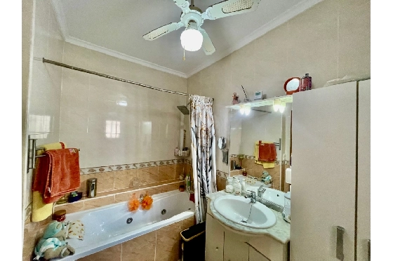Villa in Tormos zu verkaufen, Wohnfläche 179 m², Baujahr 2004, + KLIMA, Klimaanlage, Grundstück 443 m², 3 Schlafzimmer, 2 Badezimmer, Pool, ref.: PV-141-02040P-11