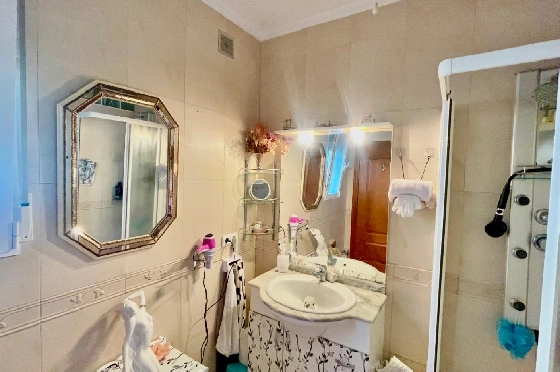 Villa in Tormos zu verkaufen, Wohnfläche 179 m², Baujahr 2004, + KLIMA, Klimaanlage, Grundstück 443 m², 3 Schlafzimmer, 2 Badezimmer, Pool, ref.: PV-141-02040P-45