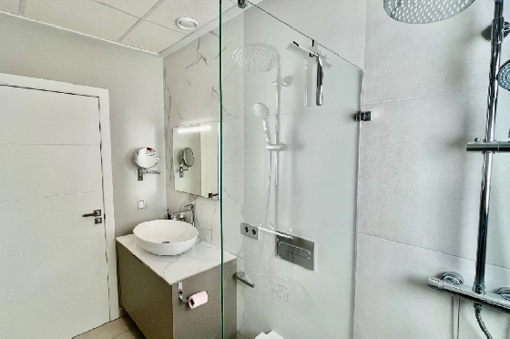 Villa in Orba(Valley) zu verkaufen, Wohnfläche 164 m², Baujahr 2020, + KLIMA, Klimaanlage, Grundstück 805 m², 3 Schlafzimmer, 2 Badezimmer, Pool, ref.: PV-141-02042P-50