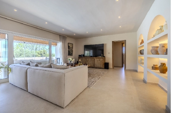 Villa in Denia zu verkaufen, Wohnfläche 324 m², Baujahr 1993, Zustand modernisiert, + Fussbodenheizung, Klimaanlage, Grundstück 1888 m², 4 Schlafzimmer, 2 Badezimmer, Pool, ref.: BC-7771-20