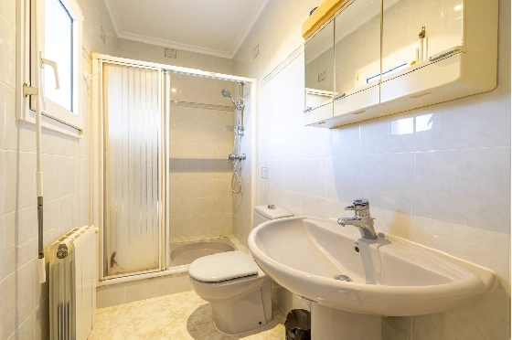 Villa in Denia zu verkaufen, Wohnfläche 267 m², Baujahr 1993, Zustand gepflegt, + Zentralheizung, Grundstück 1085 m², 4 Schlafzimmer, 3 Badezimmer, Pool, ref.: BC-7785-47