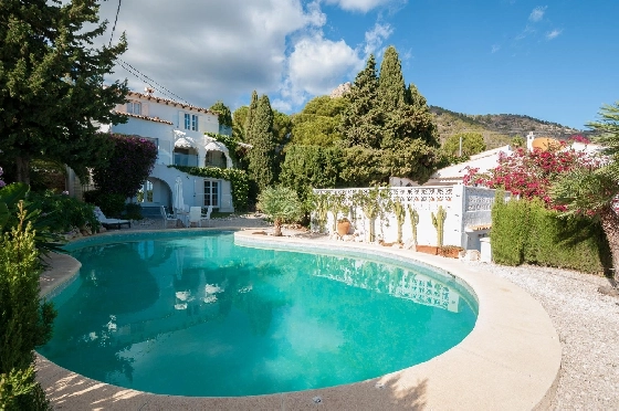 Villa in Calpe(Canuta) zu verkaufen, Wohnfläche 187 m², Klimaanlage, 4 Schlafzimmer, 3 Badezimmer, Pool, ref.: COB-3547-10535-47