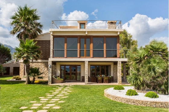 Villa in Denia zu verkaufen, Wohnfläche 266 m², Klimaanlage, Grundstück 1254 m², 5 Schlafzimmer, 3 Badezimmer, Pool, ref.: VI-CHA2550-17