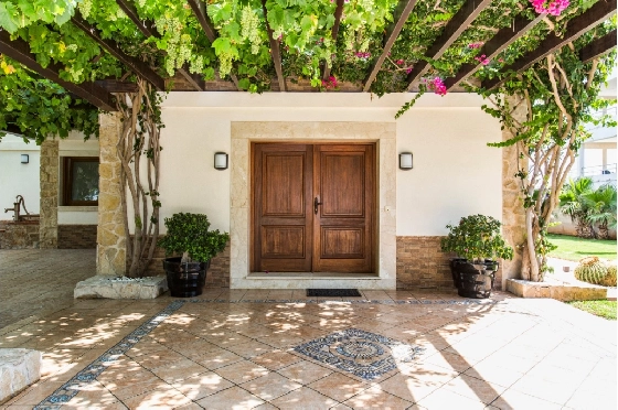 Villa in Denia zu verkaufen, Wohnfläche 266 m², Klimaanlage, Grundstück 1254 m², 5 Schlafzimmer, 3 Badezimmer, Pool, ref.: VI-CHA2550-19