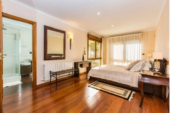 Villa in Denia zu verkaufen, Wohnfläche 266 m², Klimaanlage, Grundstück 1254 m², 5 Schlafzimmer, 3 Badezimmer, Pool, ref.: VI-CHA2550-8