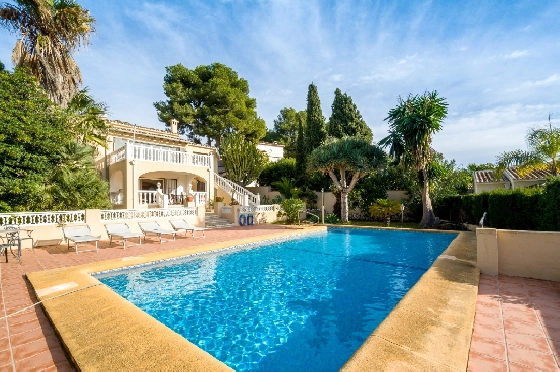 Villa in Moraira zu verkaufen, Wohnfläche 270 m², Klimaanlage, Grundstück 897 m², 3 Schlafzimmer, 3 Badezimmer, Pool, ref.: AM-12629DR-35