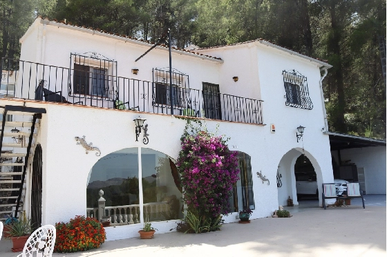 Villa in Parcent zu verkaufen, Wohnfläche 170 m², Grundstück 783 m², 5 Schlafzimmer, 2 Badezimmer, ref.: PT-25007-1