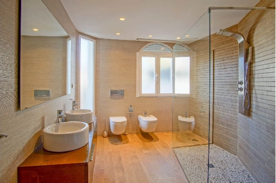 Villa in L-Alfas del Pi(Alfaz del PI Pueblo Urbanizaciones) zu verkaufen, Wohnfläche 810 m², Grundstück 1094 m², 5 Schlafzimmer, 6 Badezimmer, Pool, ref.: COB-7030ALF-10535-30