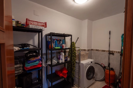Villa in Orba(Comunidad valenciana) zu verkaufen, Wohnfläche 225 m², Klimaanlage, Grundstück 637 m², 5 Schlafzimmer, 2 Badezimmer, Pool, ref.: COB-3568-10535-25