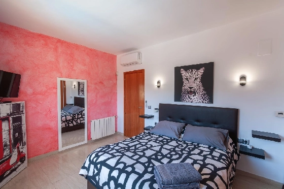 Villa in Orba(Comunidad valenciana) zu verkaufen, Wohnfläche 225 m², Klimaanlage, Grundstück 637 m², 5 Schlafzimmer, 2 Badezimmer, Pool, ref.: COB-3568-10535-28