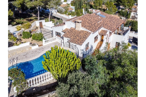 Villa in Moraira zu verkaufen, Wohnfläche 285 m², Baujahr 2015, Klimaanlage, Grundstück 960 m², 4 Schlafzimmer, 3 Badezimmer, Pool, ref.: AM-12646DR-1