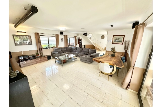 Villa in Pego zu verkaufen, Wohnfläche 320 m², Baujahr 2009, Klimaanlage, Grundstück 1166 m², 5 Schlafzimmer, 4 Badezimmer, Pool, ref.: O-V98014-11