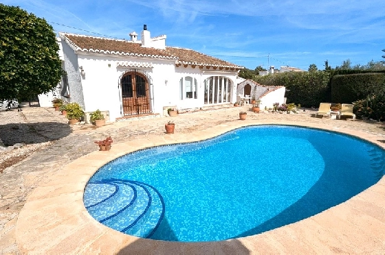 Villa in Javea zu verkaufen, Wohnfläche 170 m², Grundstück 817 m², 3 Schlafzimmer, 2 Badezimmer, Pool, ref.: AVS-57614-26