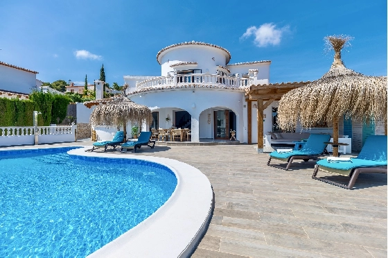 Villa in Moraira zu verkaufen, Wohnfläche 290 m², Baujahr 2003, + Ofen, Klimaanlage, Grundstück 847 m², 3 Schlafzimmer, 3 Badezimmer, Pool, ref.: AM-12692DR-1