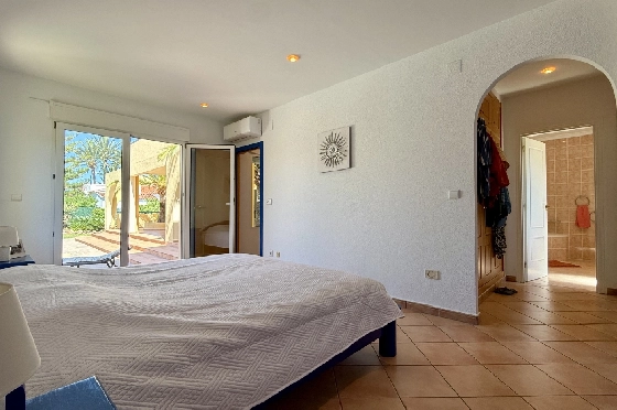 Villa in Els Poblets zu verkaufen, Wohnfläche 383 m², Baujahr 2002, Zustand gepflegt, + Fussbodenheizung, Klimaanlage, Grundstück 1821 m², 3 Schlafzimmer, 3 Badezimmer, Pool, ref.: RG-1126-16