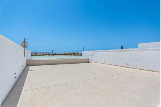 Villa in Los Alcazares zu verkaufen, Wohnfläche 198 m², Zustand Erstbezug, Klimaanlage, Grundstück 235 m², 3 Schlafzimmer, 2 Badezimmer, Pool, ref.: HA-LAN-501-E01-25